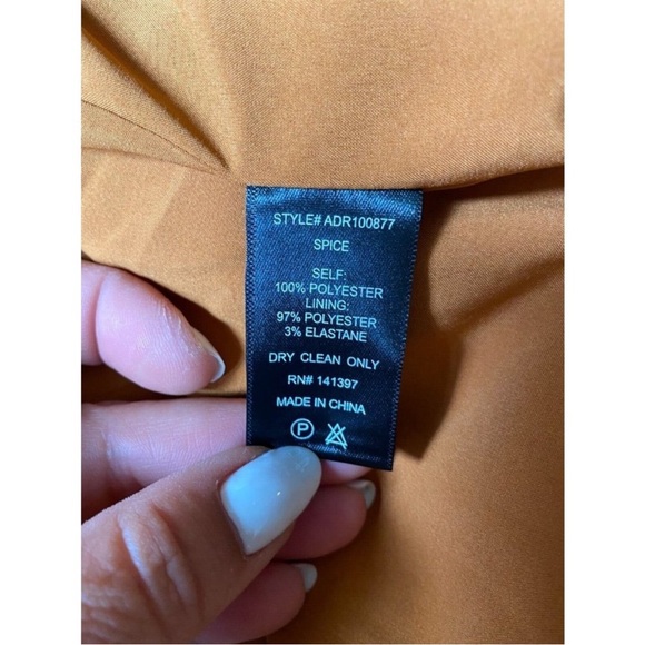 ASTR Women tiered short sleeve Peasant Dress BNWT sz Large - Picture 7 of 7